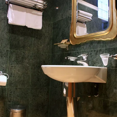 Byzantino Hotell Patras